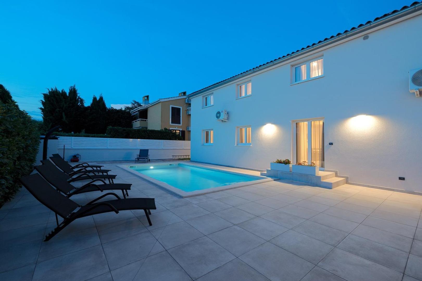 Villa Nimi Pula Exterior photo
